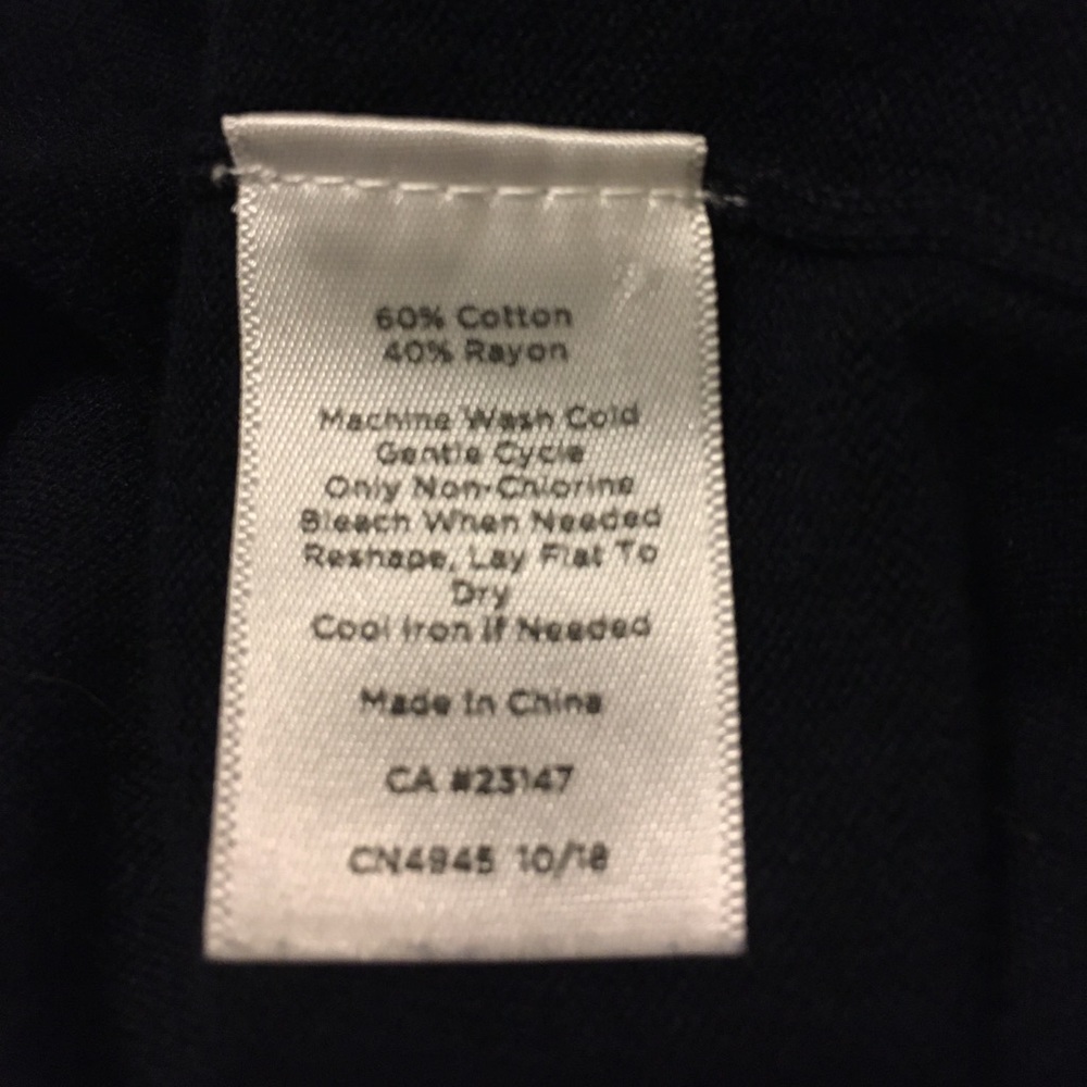 Talbots navy classic cardigan size M - Picture 4 of 6
